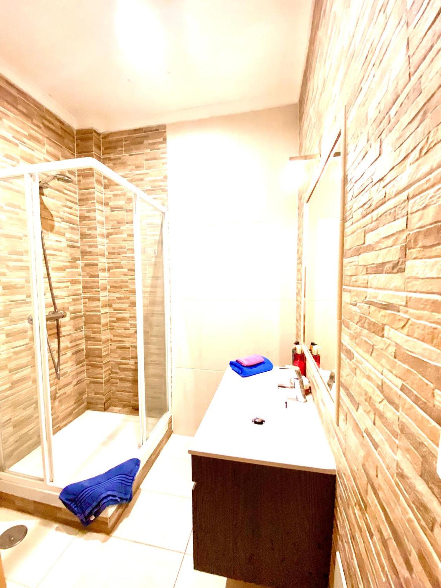 Zenit Budget Basicinn B&B Olhao Ext Prive Bathroom Exterior foto